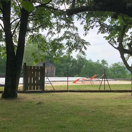 Maison Pierre Avec Piscine Privée *