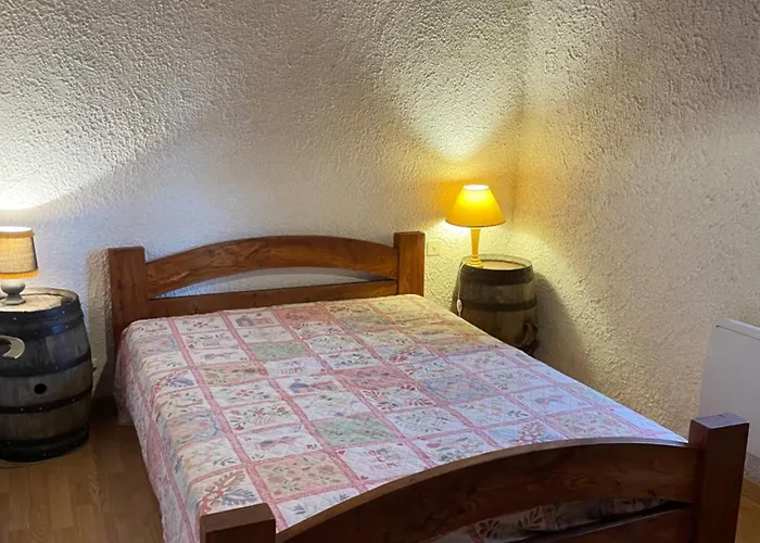 Maison Pierre Avec Piscine Privee بيت للعطل